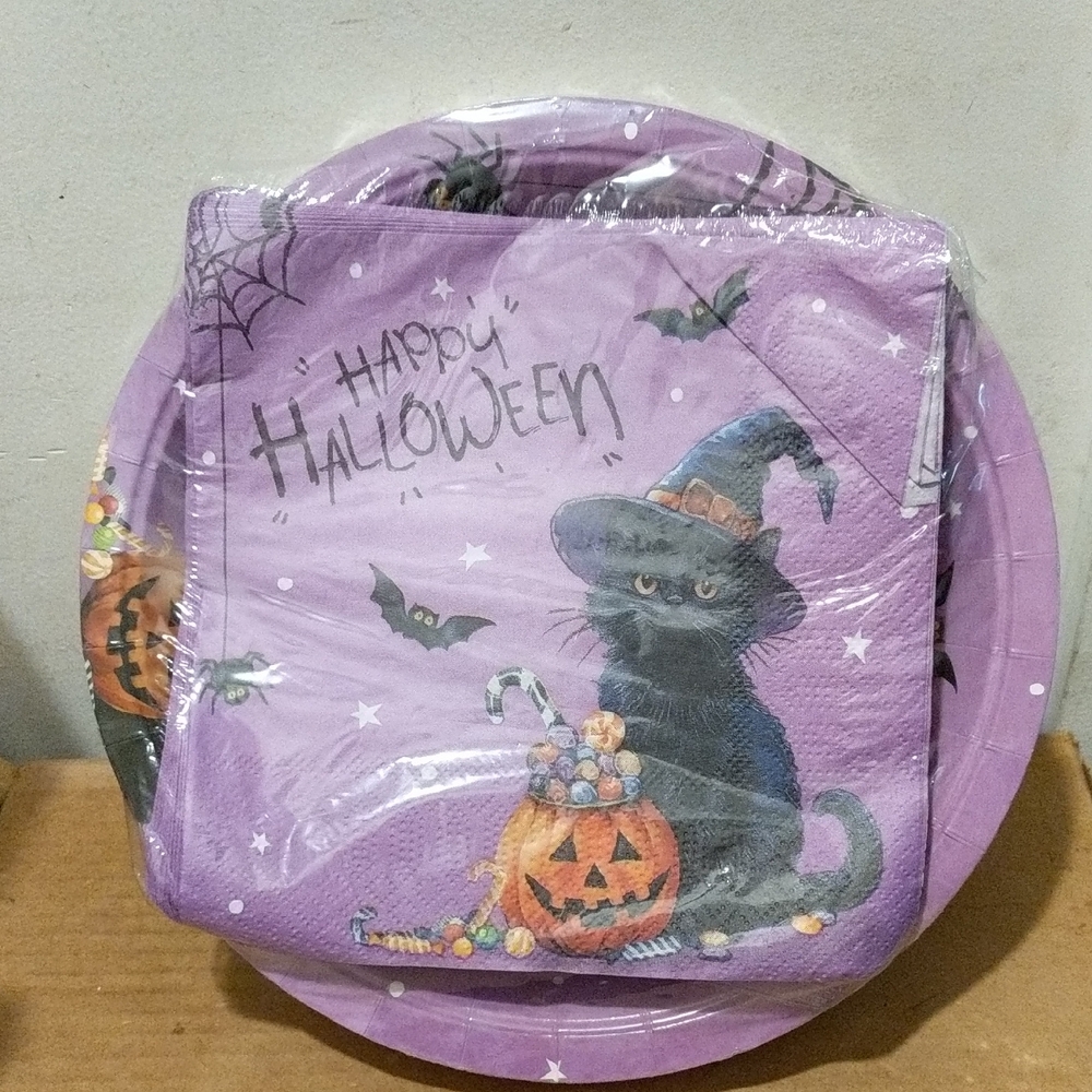 Halloween Party Plates and Napkins Decoration Set